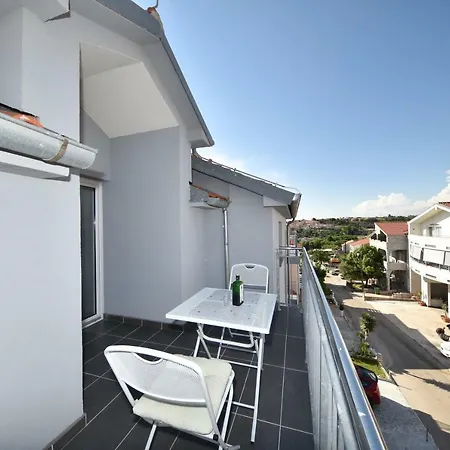 Martina Apartment *